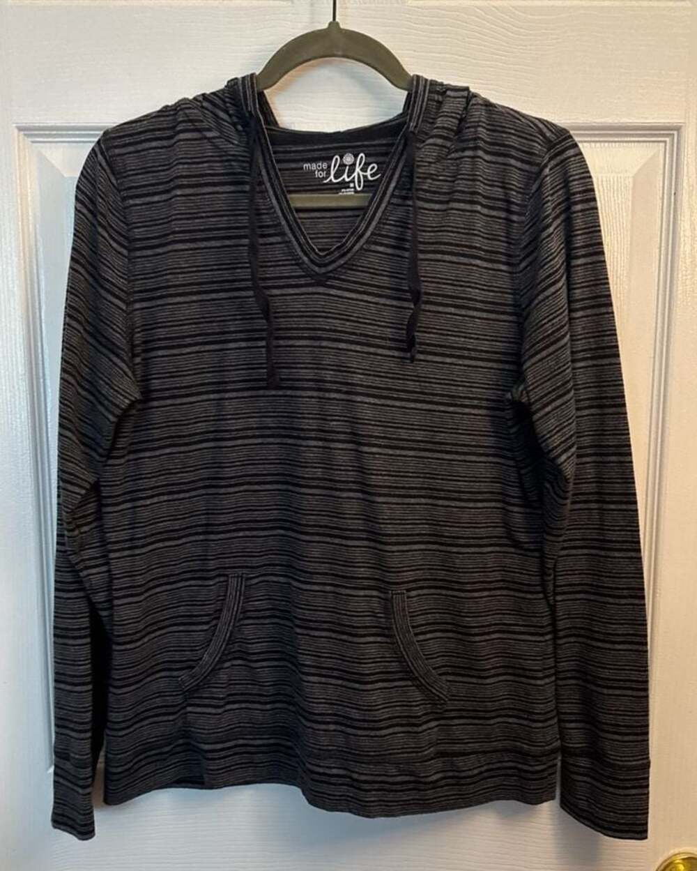 Made For Life Women's Striped V-Neck Hoodie Size M